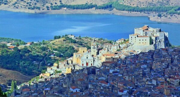 Medieval Tour: City of Caccamo - Scenic Views and Photo Opportunities