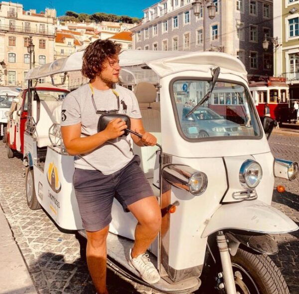 Medieval Tour in Lisbon With Tuk Tuk 1h30 7hills - Frequently Asked Questions