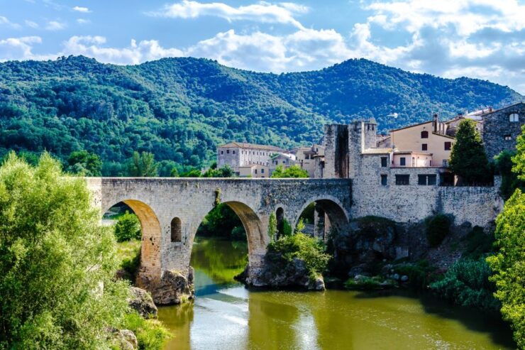 Medieval Towns of Catalonia Full-Day Car Trip From Barcelona - Tour Details