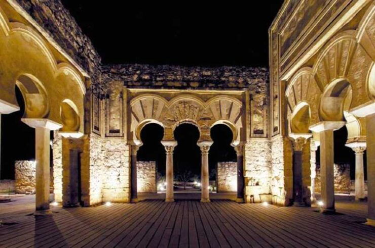 Medina Azahara Guided Tour at Night - Good To Know