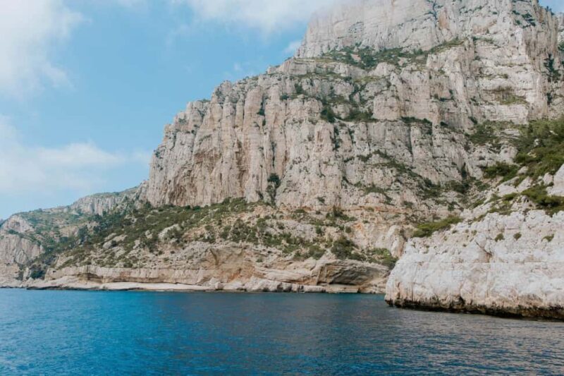 Mediterranean Dream: Cassis, Calanques boat & appetizer - The Charm of Cassis