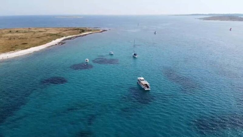 Medulin: Private Boat Tour with Drinks and Snacks - Good To Know