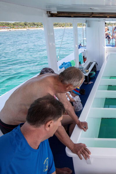 Medulin: Private Glass Bottom Boat Tour to Levan Island - Pricing and Duration