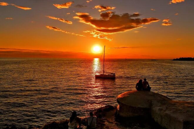 Medulin: Private Sunset Cruise With Dolphin Watching - Onboard Experience