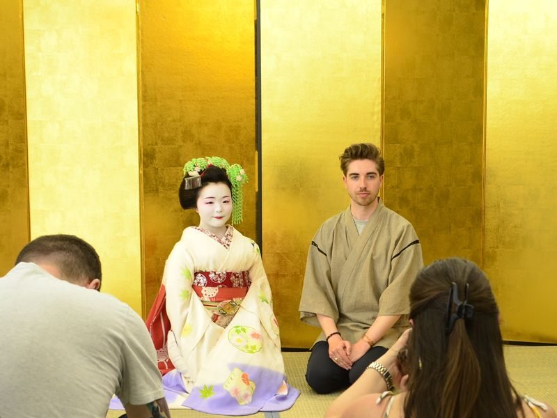 MEET MAIKO: Meet-&-Greet, Maiko Show & Experience in Kyoto - What makes this maiko meeting worthwhile