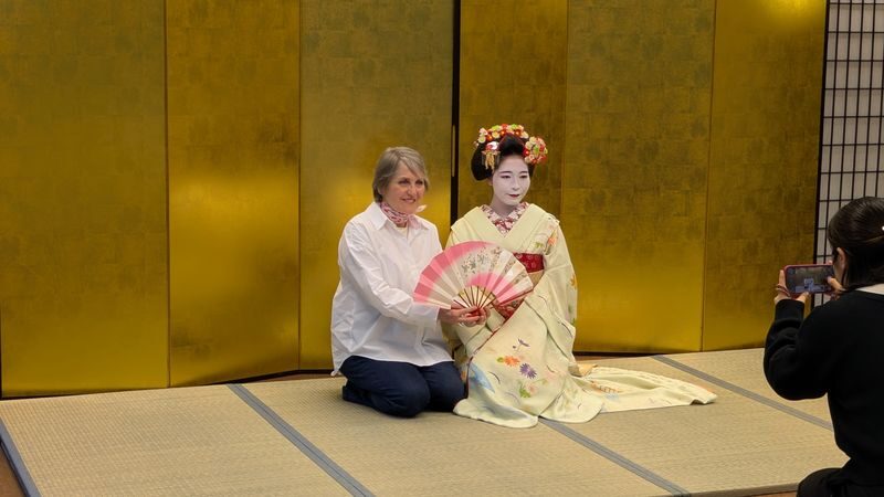 MEET MAIKO: Meet-&-Greet, Maiko Show & Experience in Kyoto - Photos with the maiko