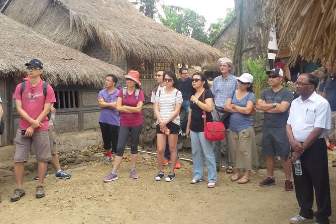 Meet Sasak Indigenous Culture - Traditional Crafts Experience