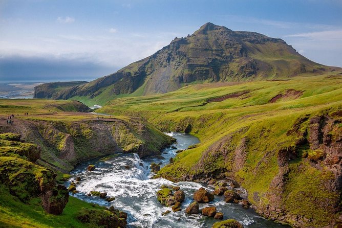 Meet the Iconic Icelandic Sights on the Golden Circle Private Tour - Golden Circle Tour Highlights