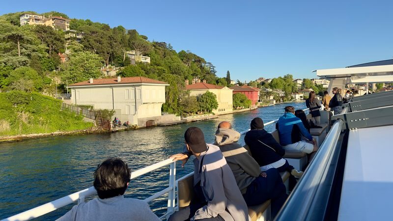 Mega Lufer Sightseeing Cruise with Audio Guide in Istanbul - Sunset, city lights and Istanbul’s changing mood