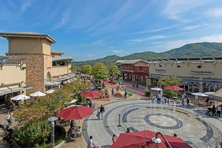 Mega Phactory & Yeoju Premium Outlets Full-Day Shopping Experience - Should you book it?