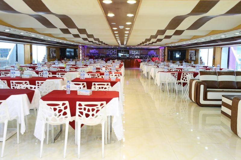 Mega Yacht cruise trip from Dubai - Is the price worth it?