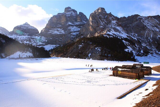 Meili Snow Mountain Golden Sunrise at Feilai Temple & Balagezong - FAQ