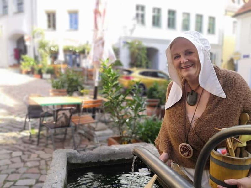 Meissen: Clean facts  on the road with the bathmaid - FAQ  