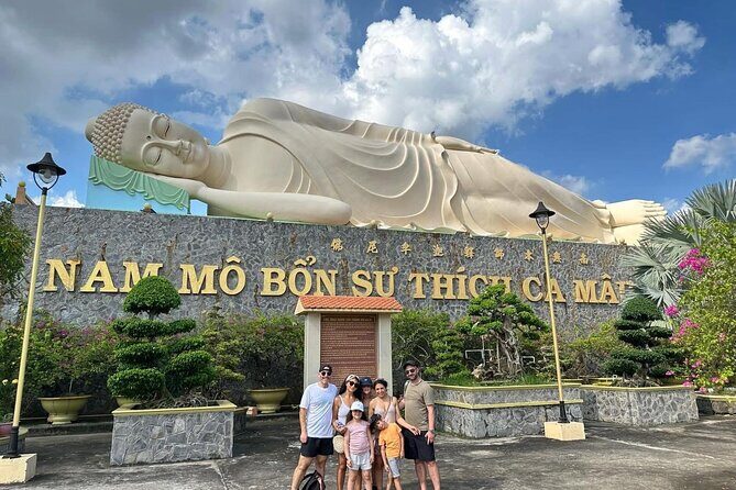 Mekong Delta Cruise, Ho Chi Minh City Night Views Private Tour - Exploring the Mekong Delta: A Morning of Calm and Charm