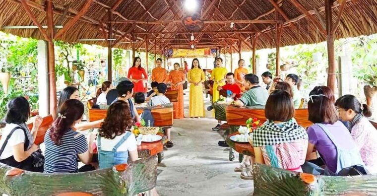 Mekong Delta Day Tour The Magic Land of Viet Nam - Honey Bee Farm and Tropical Fruit Sampling