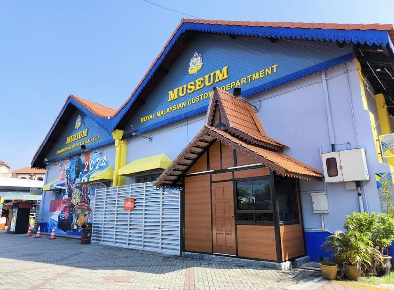 Melaka Day Trip Tour from Kuala Lumpur - Jonker Street and the question of timing
