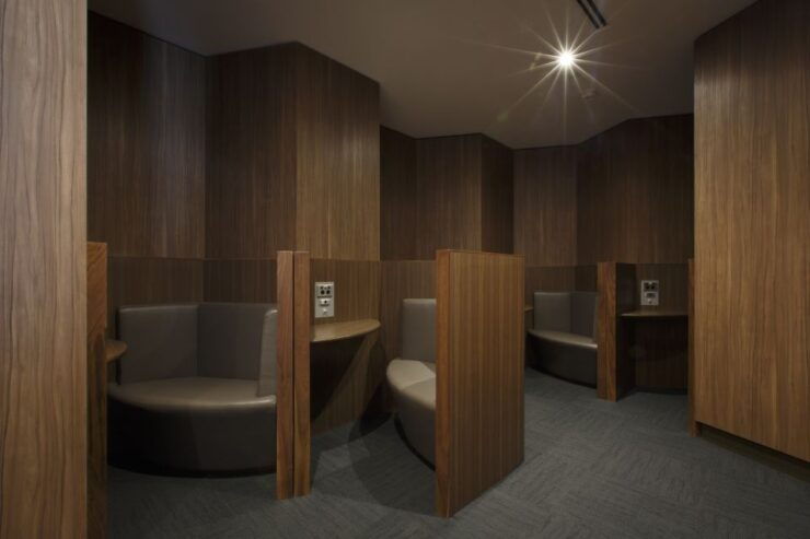 Melbourne Airport: Premium Lounge Entry (T2 Departures) - Lounge Experience