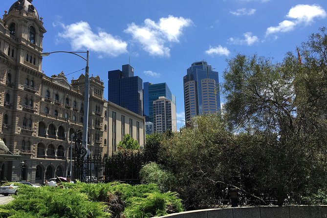 Melbourne Airport to Melbourne/CBD Hotels - Van or Minibus - Factors to Consider When Choosing Between a Van or Minibus