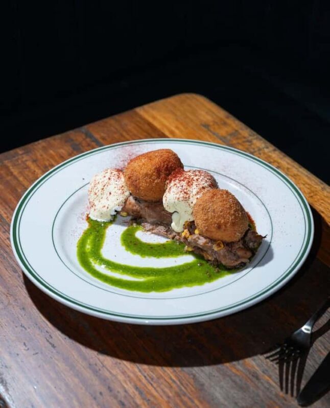 Melbourne Brunch & Coffee Iconic Laneway Degraves Espresso - Who Would Enjoy This Experience?