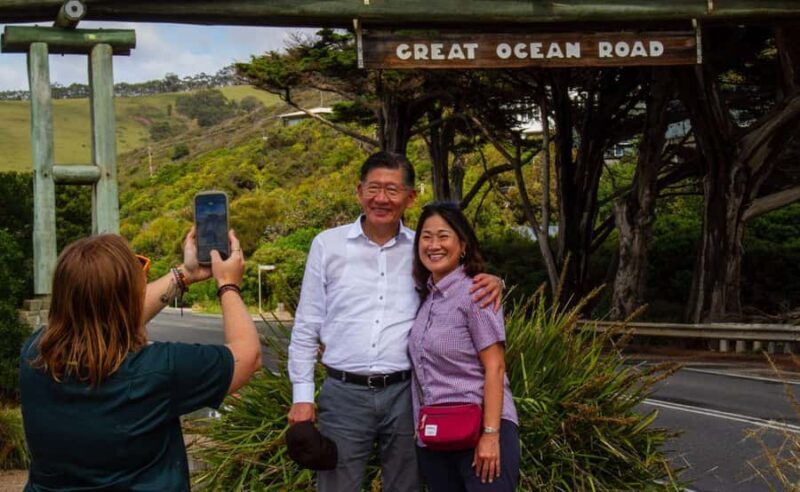 Melbourne: Great Ocean Road, Penguin Parade & Free City Tour - Day 1: The Great Ocean Road Small Group Eco Tour