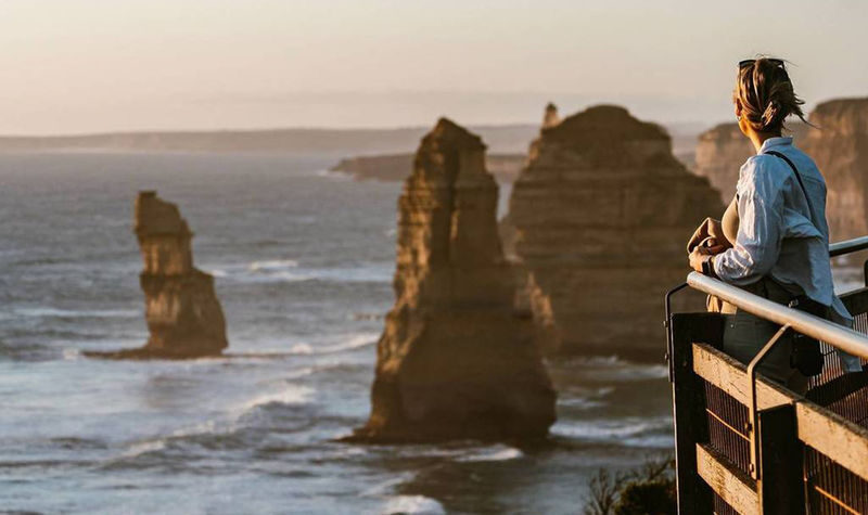 Melbourne Great Ocean Road & Twelve Apostles Full-Day Tour - Bus comfort, food and the long ride