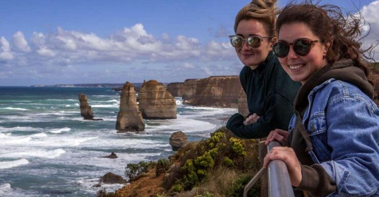 Melbourne: Great Ocean Road & Wildlife Tour for Backpackers - Tour Details