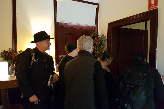 Melbourne Historical Walking Tour: Crime, Gangsters & Lolly Shops - Crime & Gangsters Walking Tour