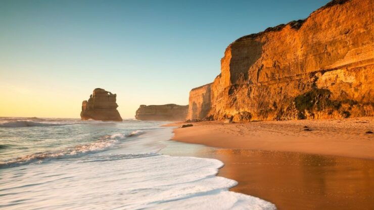 Melbourne: Private Helicopter Flight to the 12 Apostles - Activity Information