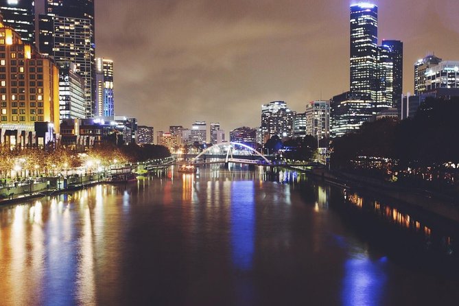 Melbourne Private Transfer to Melbourne Airport MEL in Luxury Van - Common Questions