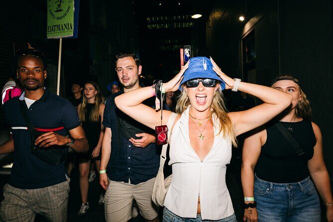 Melbourne Pub Crawl (Batmania Tours) - Exploring Melbourne Nightlife with the Batmania Tours Pub Crawl