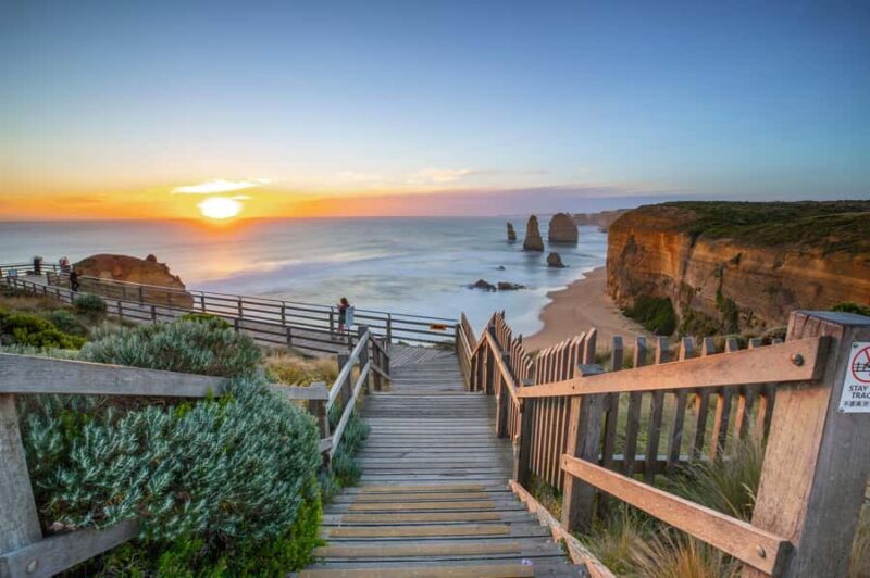Melbourne: Reverse Great Ocean Road 12 Apostles with Lunch - FAQs