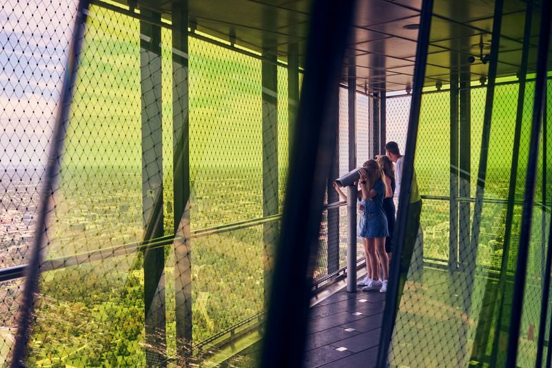 Melbourne Skydeck Ticket - Should you book Melbourne Skydeck?