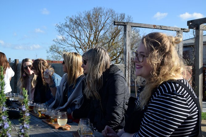 Melbourne Small-Group Mornington Peninsula Wine Tour - Customized Group Experiences