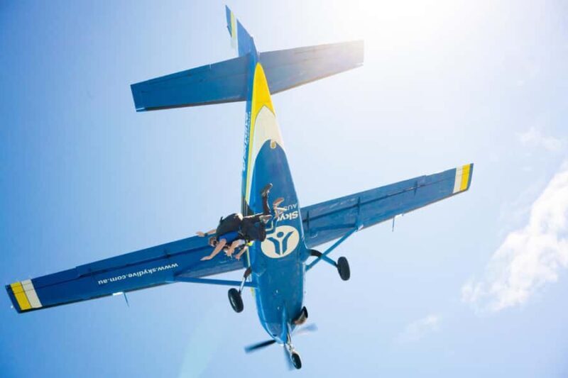 Melbourne: Tandem Skydive Experience over St. Kilda Beach - An Overview of the Skydiving Experience