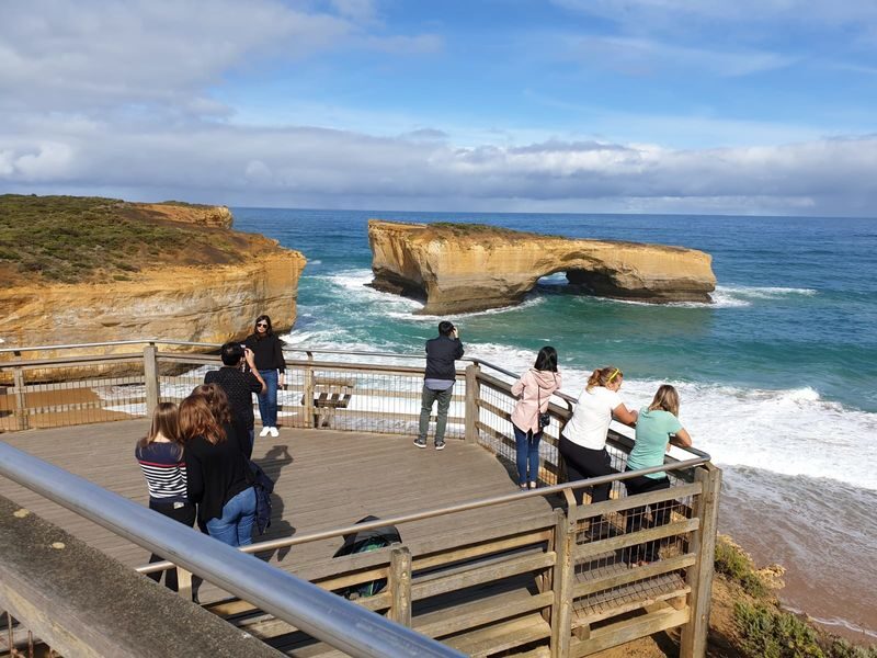 Melbourne Twelve Apostles & Loch Ard Gorge Private Tour - The guide can shape the whole day
