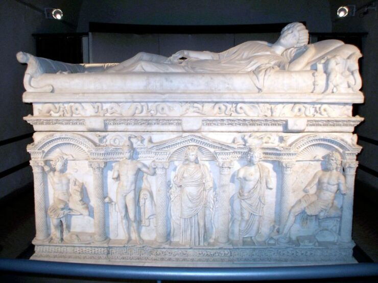 Melfi: Private Walking Culture and History Tour - Live Tour Guide and Language Options