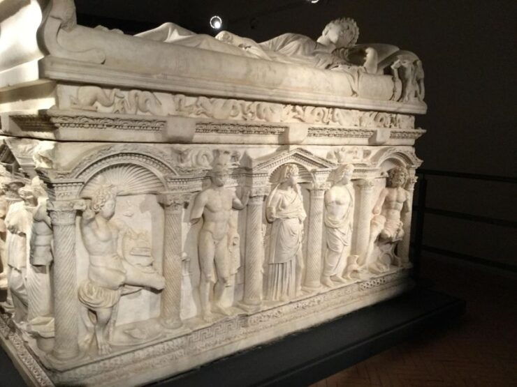 Melfi: Walking Guided Tour of the City of Frederick II - Tour Overview