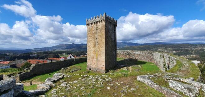 Melgaço: Castle and Old Town Guided Tour - What to Expect on the Tour