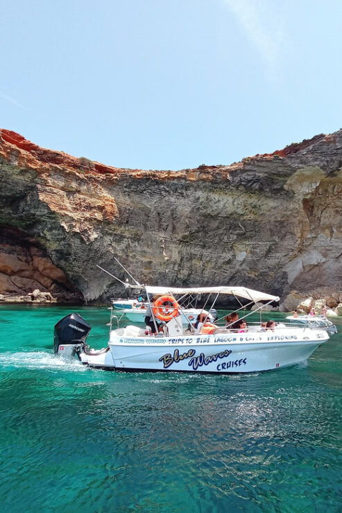 Mellieha: 1:00pm Speedboat Round Comino Caves 2h Blue Lagoon - Pricing and Booking Policies
