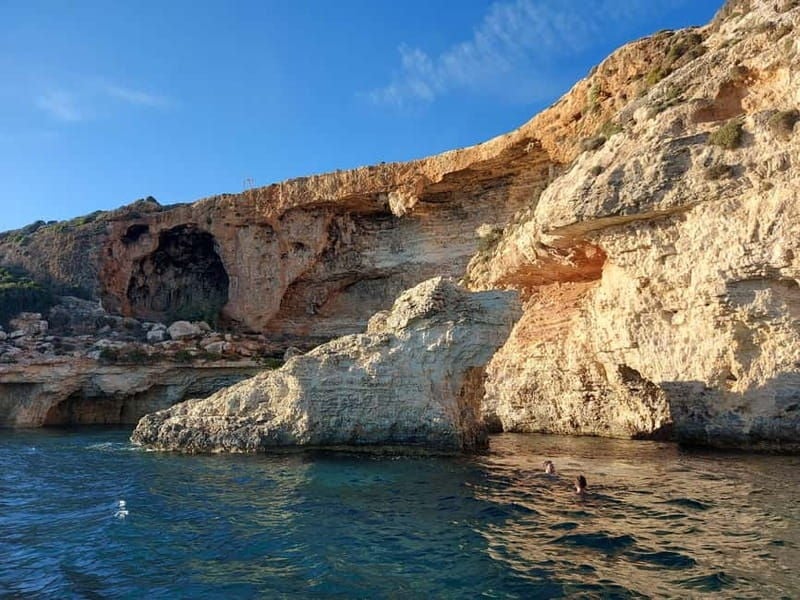 Mellieha: Private boat for 5 people to Comino & Blue Lagoon - Good To Know