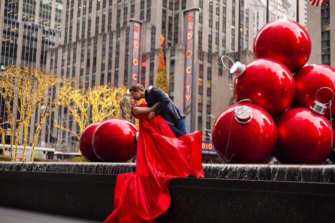 Memorable Photoshoot in a Handmade Flying Dress Around NYC - Meeting and Pickup Details