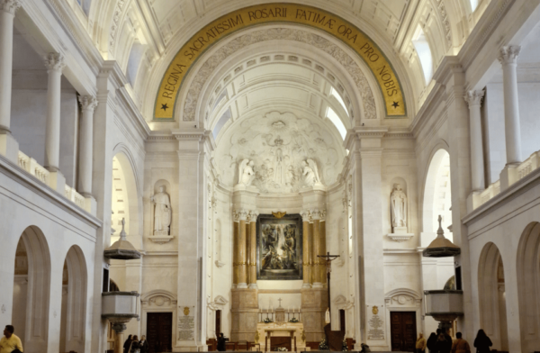 Memorable Private Full Day Tour in Fátima, Nazaré, Óbidos - Frequently Asked Questions