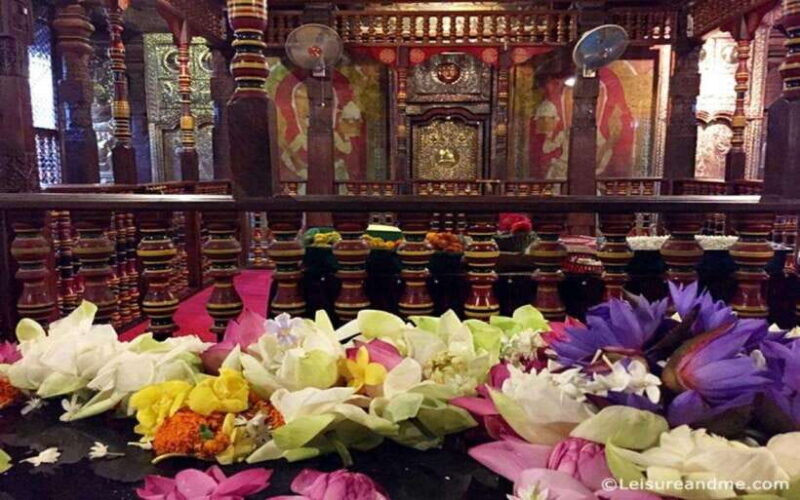 Memorable Tuk Tuk City Tour of Kandy - Good To Know