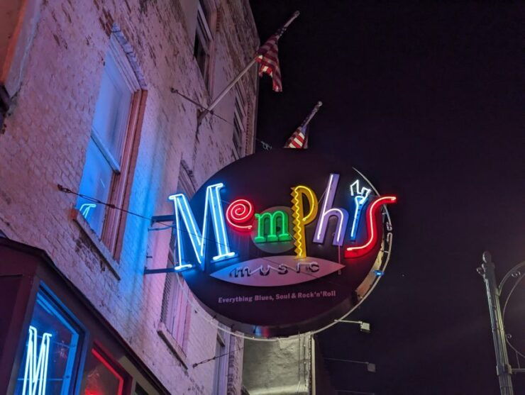 Memphis: Self-Guided Scavenger Hunt Walking Tour - Highlights of the Experience