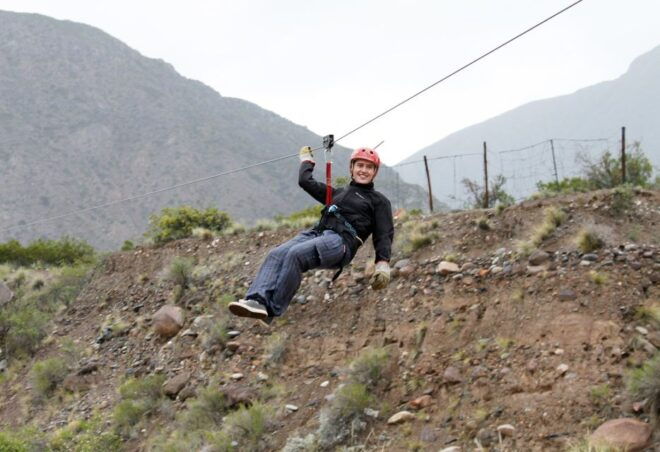 Mendoza: Trekking, Abseiling and Zipline - Location and Logistics