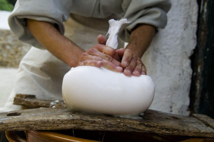 Menorca: Binissuès Museum & Cheese Making Demonstration - Experience Details