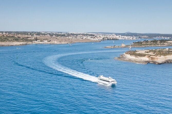Menorca: Mahón Highlights and History Private Tour - Discovering the Charming Fishing Village of Binibeca