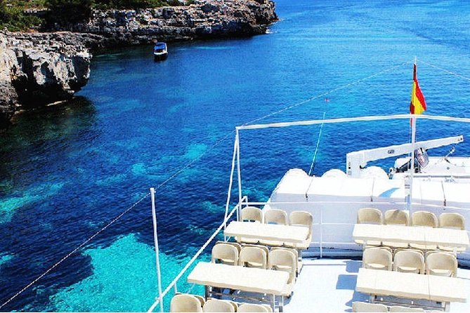 Menorca: South Coast Boat Trip With Lunch - Convenience of a Guided Boat Tour