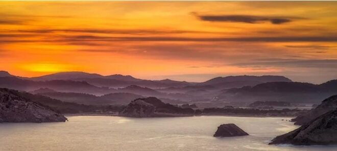 Menorca Wakes Up: Breakfast at Sunrise - Encounter Local Wildlife in Nature