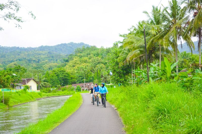 Menoreh Village Cycling in Nanggulan with MOANA Bike Tour - Should you book Menoreh Village Cycling?